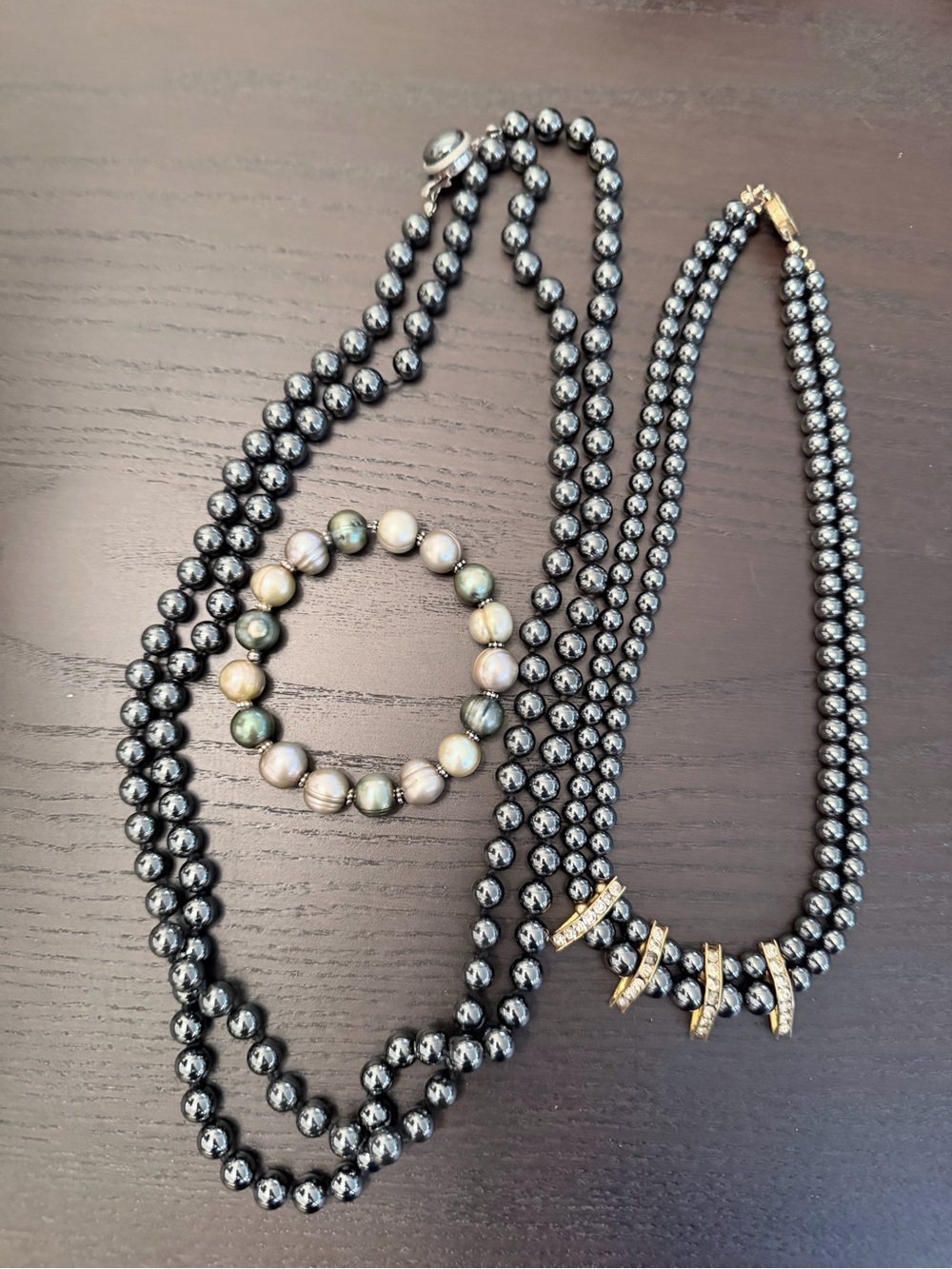 Luxe Black Pearl Necklace & Bracelet Set with Gold Accents